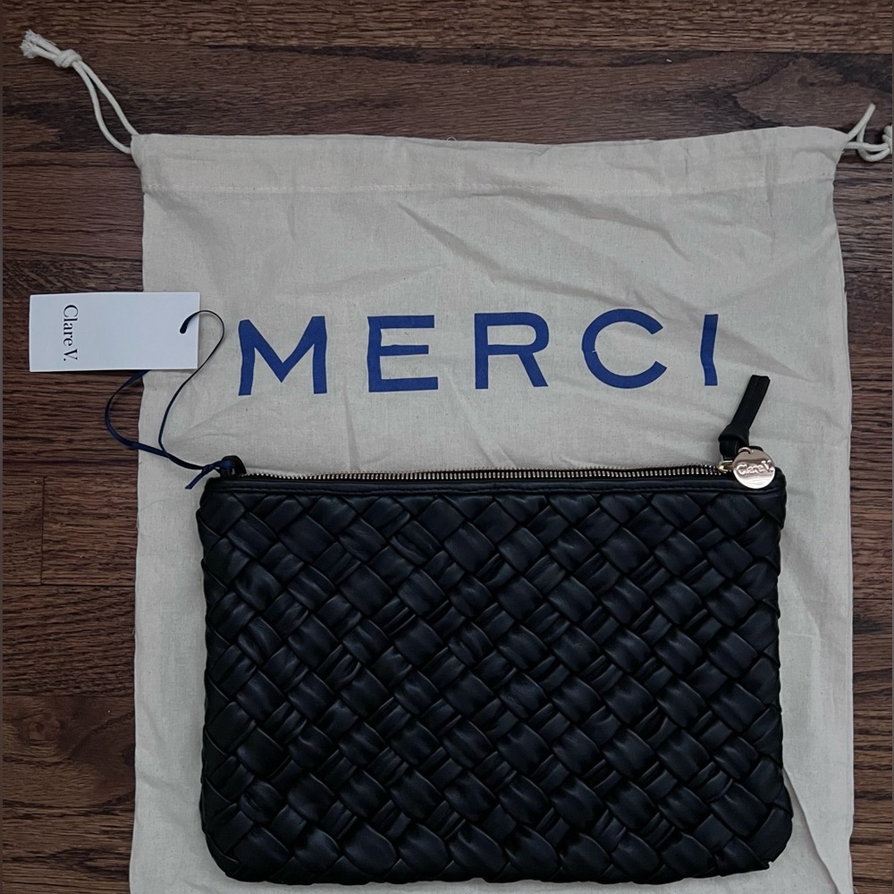 Claw V Flat Clutch w/ Tabs Black Puffy Woven